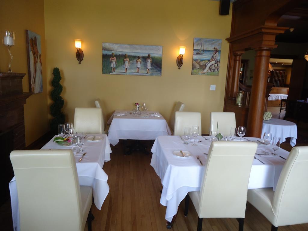 Maison Tait House Hotel Shediac Exterior photo